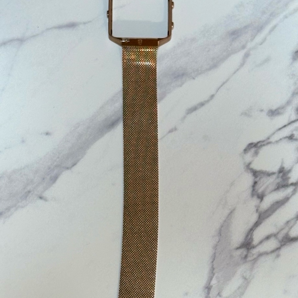 Rose Gold Smartwatch Frame - Picture 2 of 4